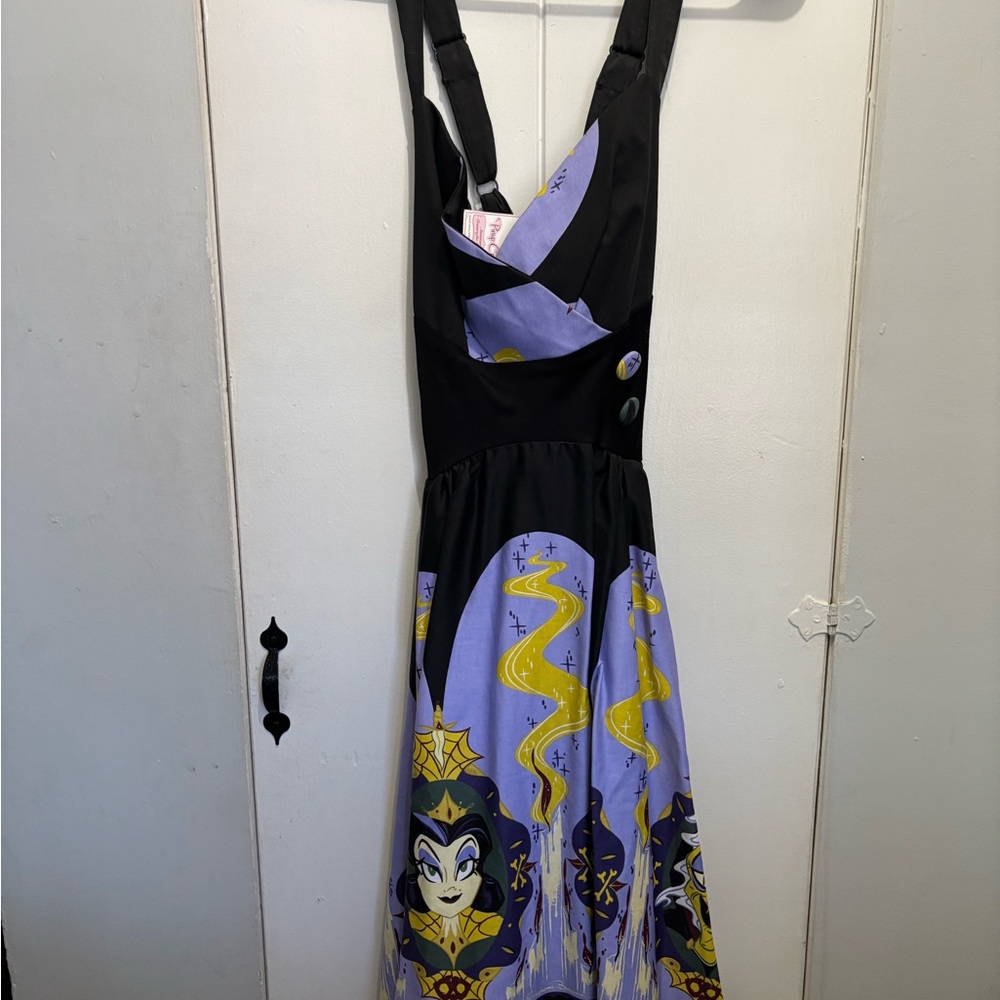 Pinup girl clothing dress 
Snow White collection 
New with tags !!!
Size - Small